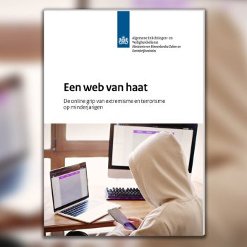 cover-een-web-van-haat.thumb.jpg.71056170a69e5f54d7e04121d2de2dfa.jpg